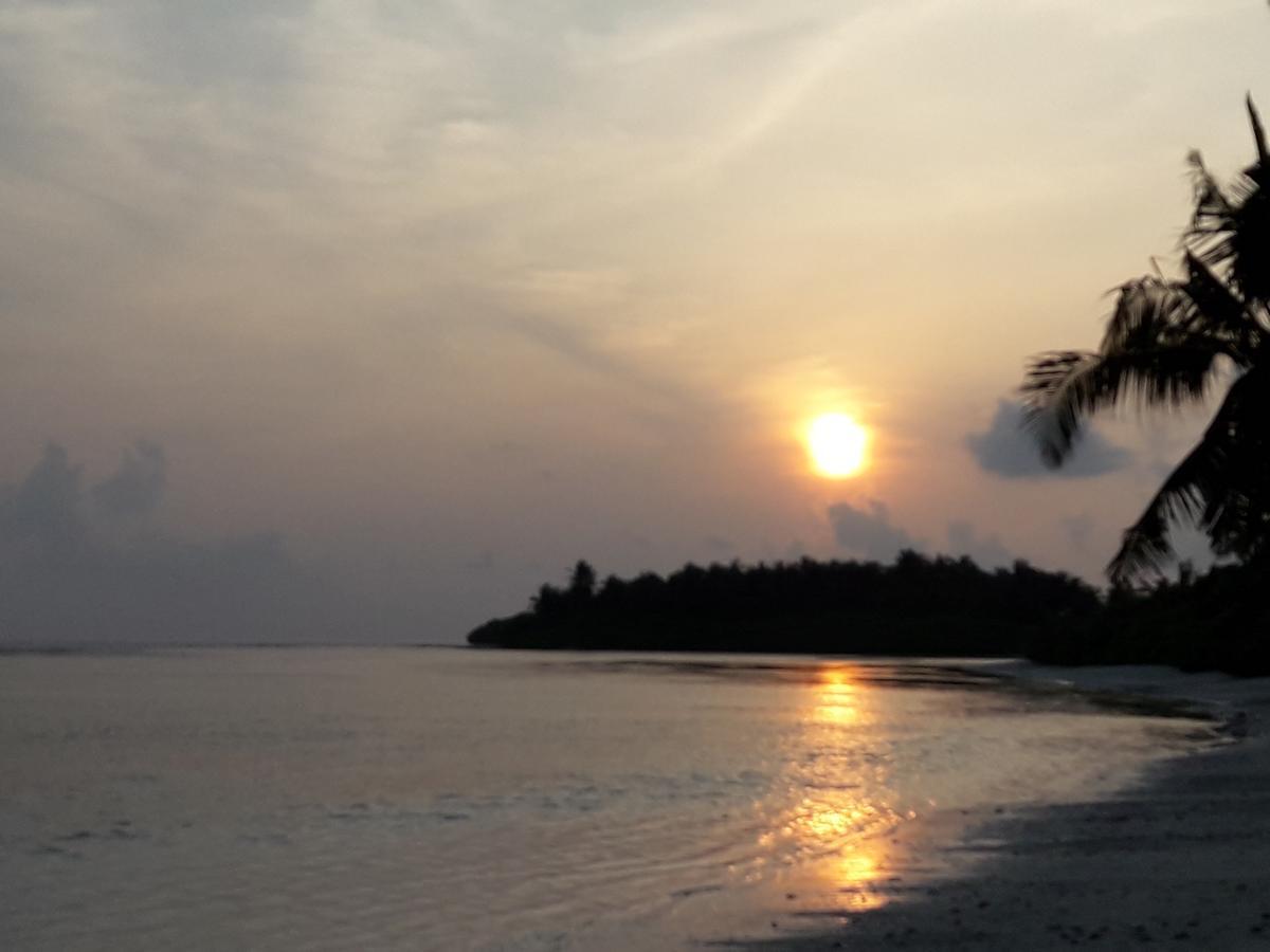 Muli Inn Surf View Maldives Exterior foto